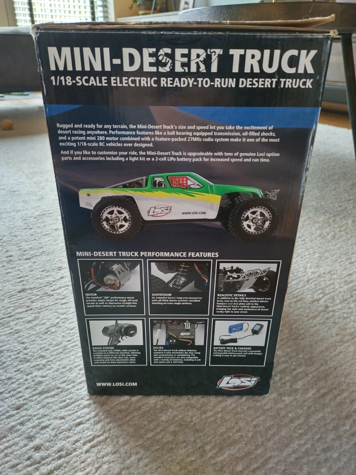 Losi Mini Desert Truck Ready To Run Version - Image 4 of 4