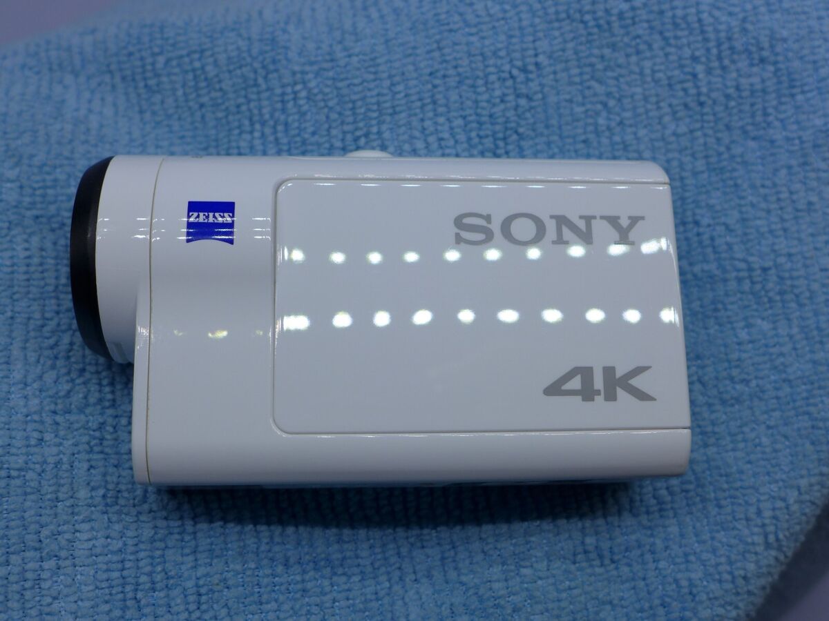 Sony FDR X3000 Action Camera | Helmet/Action | White | Ultra Sony FDR X3000 Action Camera | Helmet/Action | White | Ultra