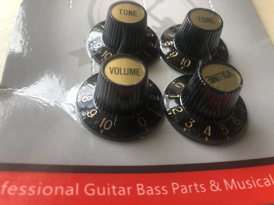 KAISH 4x klassische Hexenhutknöpfe passend für LP, Epi, Fender V/schwarz mit Goldkappen 6 mm passend