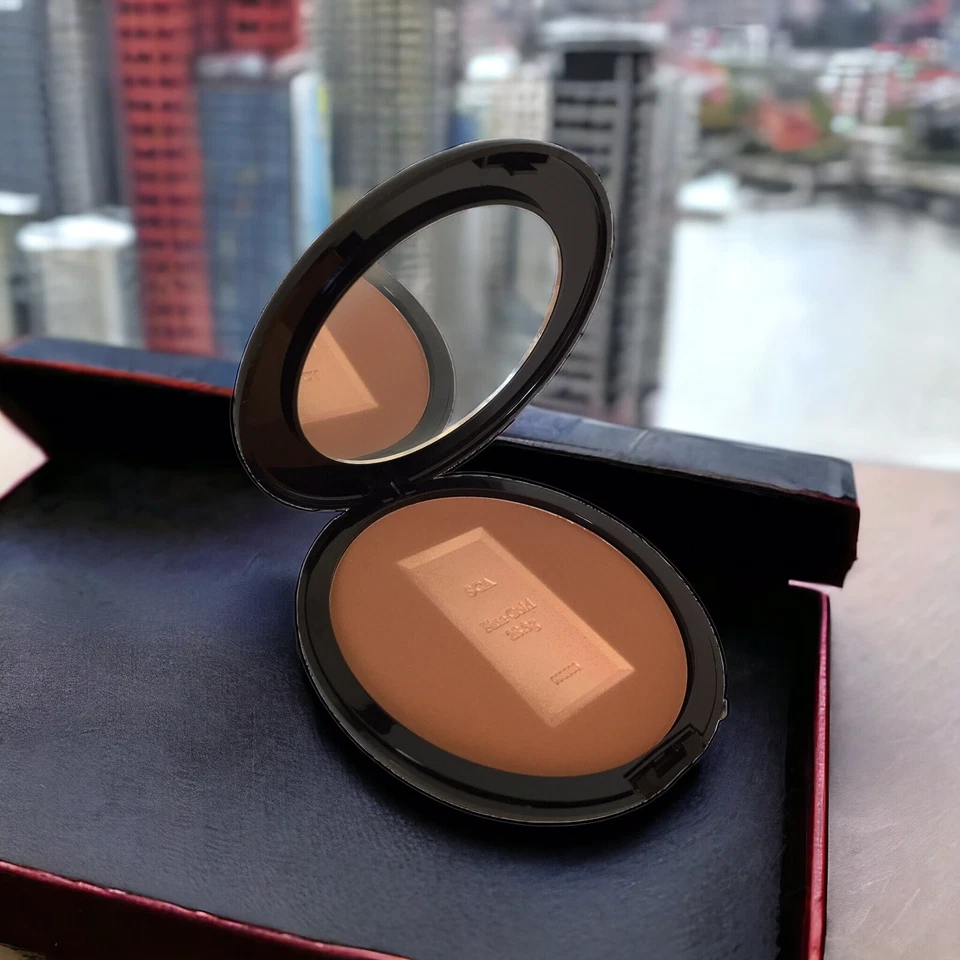 SIGNATURE Club A Colloidal Gold Radiance Gold Patina Powder by Adrienne 1 Oz HTF - Image 3 of 4