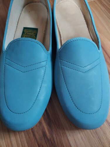 Daniel Green Comfy Slippers Size 7D Light Blue Leather Upper Slip On Flat Shoes - Picture 2 of 11