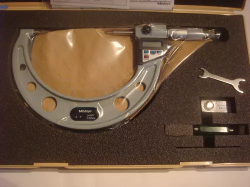 NEW MITUTOYO ELECTRONIC DIGITMATIC 3-4"  SPLINE MICROMETER 331-714