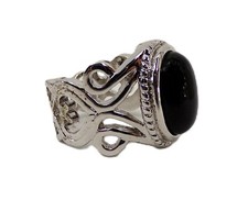 Black onyx oval stone ring with wide band and scroll design around ir SZ 6.5 NEW
