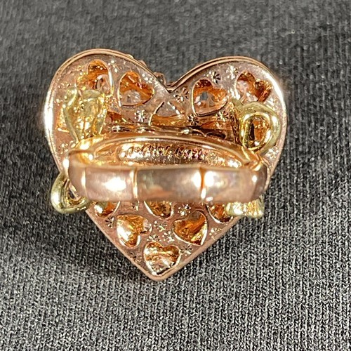Betsey Johnson Rose Gold Pink Crystal Embellished Heart Stretch Ring RARE - Picture 4 of 6