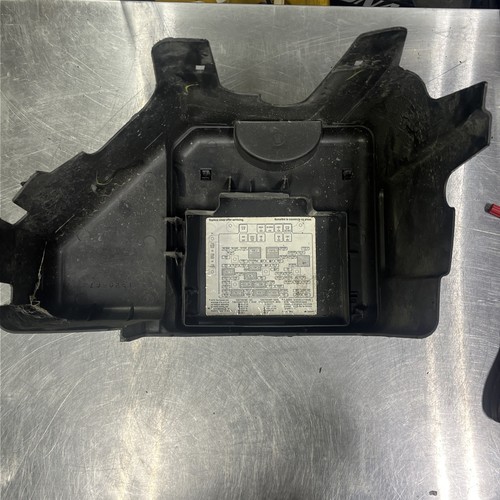 2005 Chevrolet Silverado 2500HD Relay Fuse Box Trim Assembly LB7 LLY Duramax - Picture 2 of 5