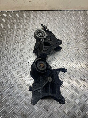 Volkswagen Crafter 2014 Halterung Lichtmaschine 03l903143 Diesel 120kW POR19704