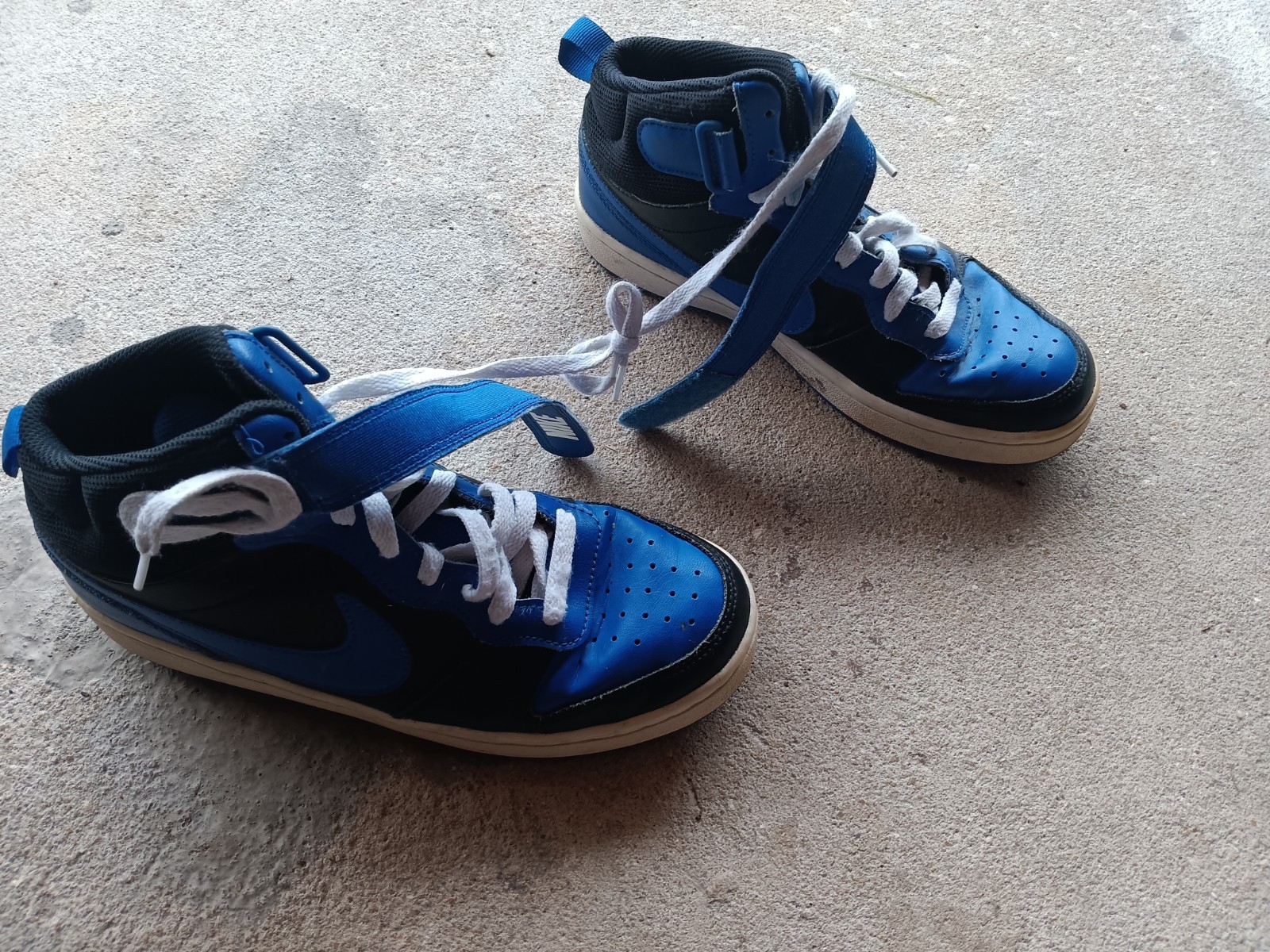 SAOLA Taglia 6 (GS) Nike Court Borough 2 Mid Black Game Royal