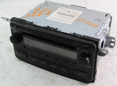 2004-2008 Toyota Matrix AM/FM CD Player Radio Receiver 86120-02400 OEM