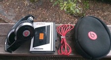 Panasonic RQ-JA61 Portable Cassette Player  Beats by Dre Solo 2 Wired Tested