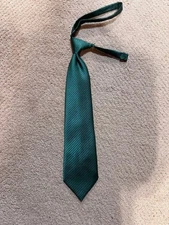 hunter green stiped pre-tied long tie