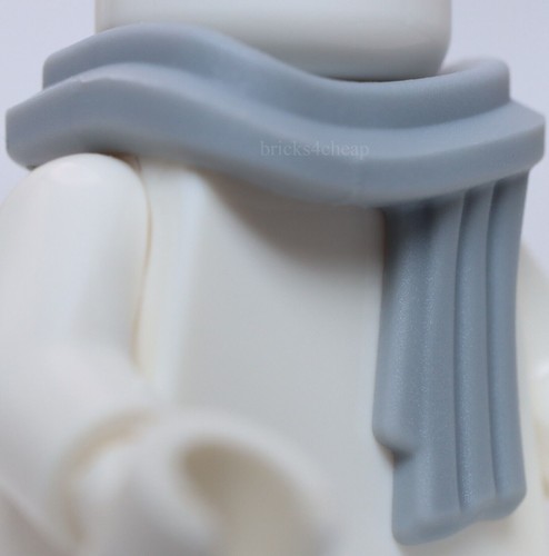 Lego Light Bluish Gray Minifig Winter Scarf Wrapped Long - Picture 2 of 2