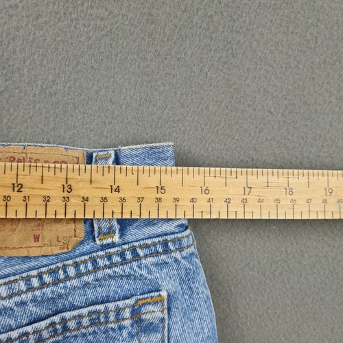 Vintage 90s Levis 501 Made in USA Blue Denim Jeans 30x29 Distressed Cowboy Cut - Bild 10 von 12