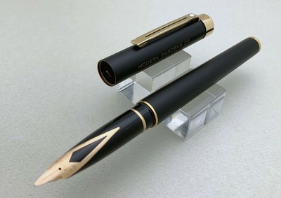 Sheaffer Targa Fountain Pen, F Nib 