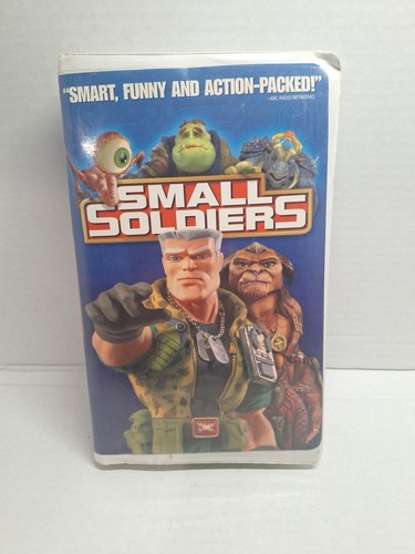 Small Soldiers (VHS, 1998, Clamshell)