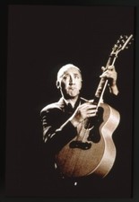 The Who Pete Townshend playing guitar in concert Photo Agency 35mm Transparency