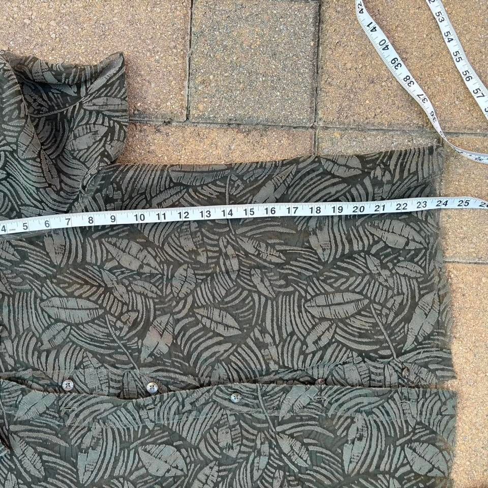 Tan Jay green transparent leaf button up - image 5