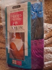 Vintage   4This is a vintage 3-pack of Hanes Her Way nylon hi-cut briefs Size 6