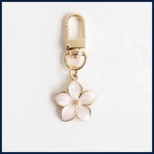 White Pear Blossom Keychain Cute Accessories Keychain Couple Matching  Keyrings