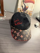 Louis Vuitton LV Monogram Limited Edition Fall In Love Baseball Cap Black Size M