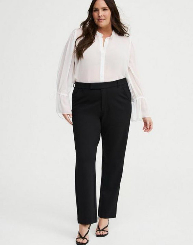 Torrid Studio Luxe Ponte Straight-Leg Stretchy High-Rise Business Soft Pant 18R