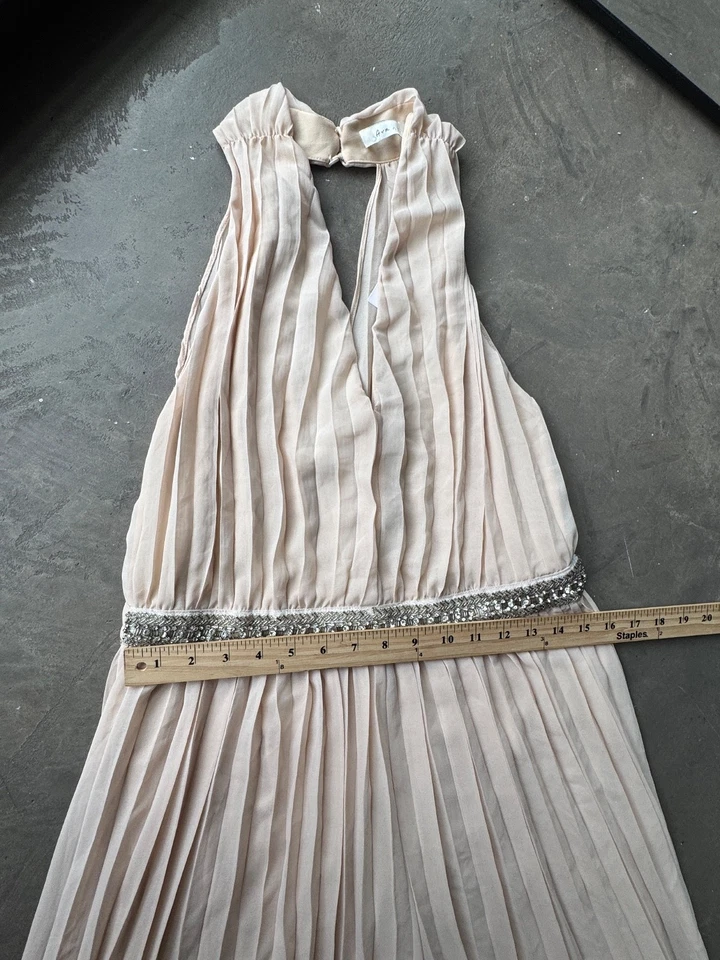 ARK NC Nude Chiffon Pleated Jumpsuit Large NEW WITH TAG - Image 4 of 4