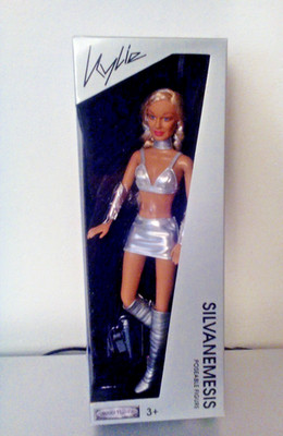 Kylie Minogue Puppe SILVANEMESIS  2003  OVP