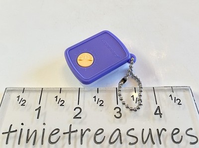 Tupperware keychain rare Mini Med blue rock n Serve container tinietreasures