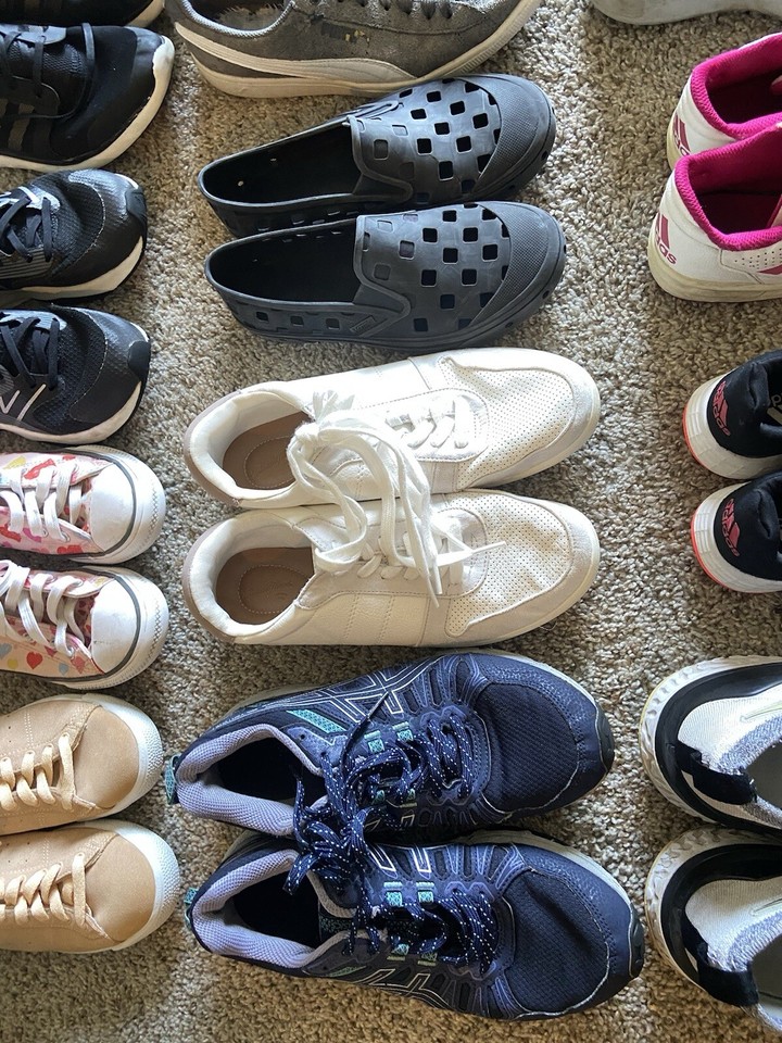 Wholesale Lot 5 Shoes Nike Adidas Vans ASICS Puma Sneakers Mystery