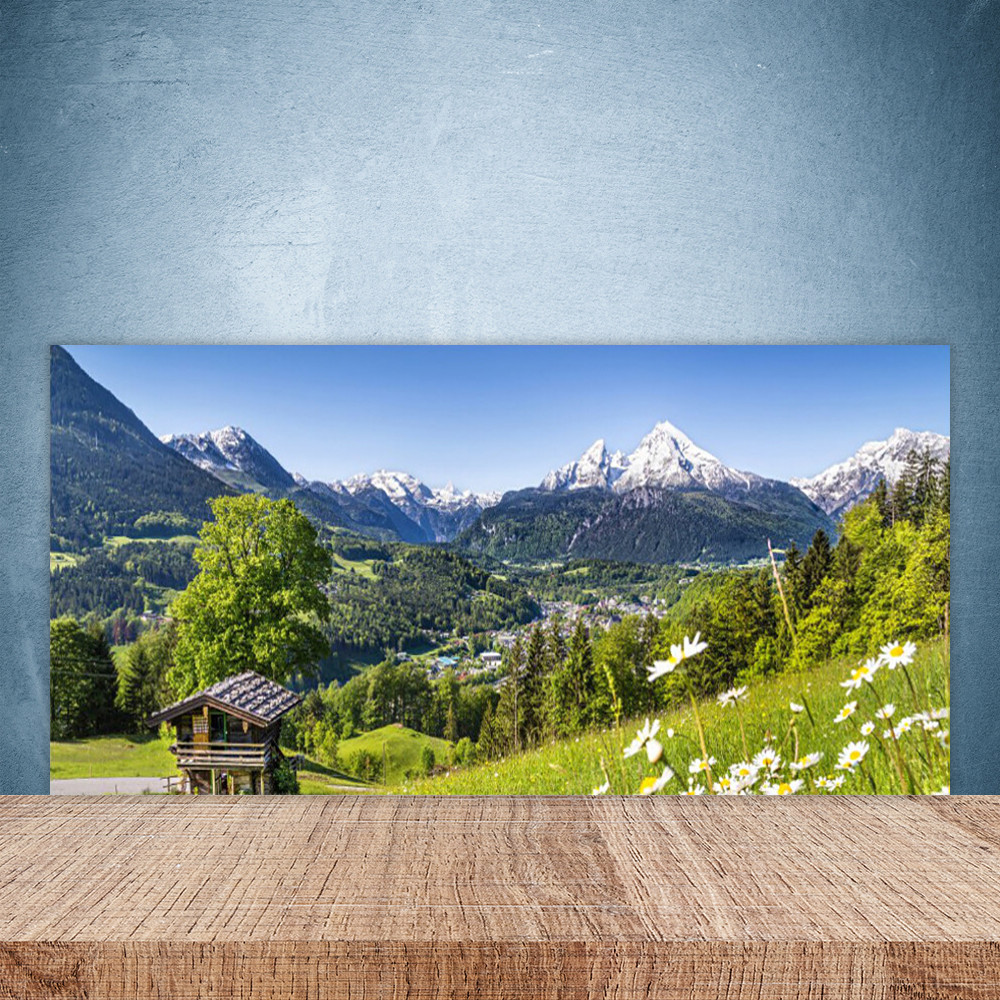 Crédence en verre 100x50 nature et montagnes pour une cuisine lumineuse style chalet moderne