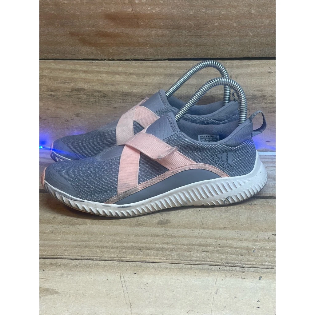 Adidas Unisex Bambini S Fortarun X Sneaker Atletica Grigio Rosa Cinghie Gancio e Passante 4Y