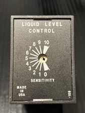 ABB SSAC LLC44A5A Liquid Level Control 120VAC (3404B) Octal Plug-In Made In USA