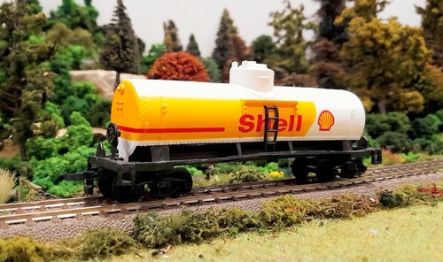* 1/87 HO Scale * Life-Like * Shell Single Dome Tank Car * 6908 * | Condition: Used