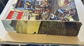 LEGO Castle 10193 Medieval Village Sealed Bags 100% Complete w/ Instructions