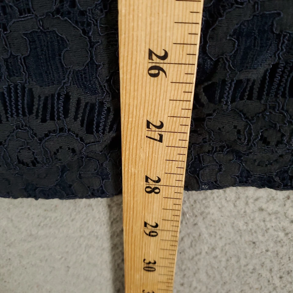 New Womens Tank Top XL Navy Blue Floral Lace Stretchy Top NWT Blouse Van Huesen - Image 3 of 4