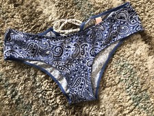 Victoria's Secret Low Rise Hiphugger/Culotte Caresse Small Paisley Nwt