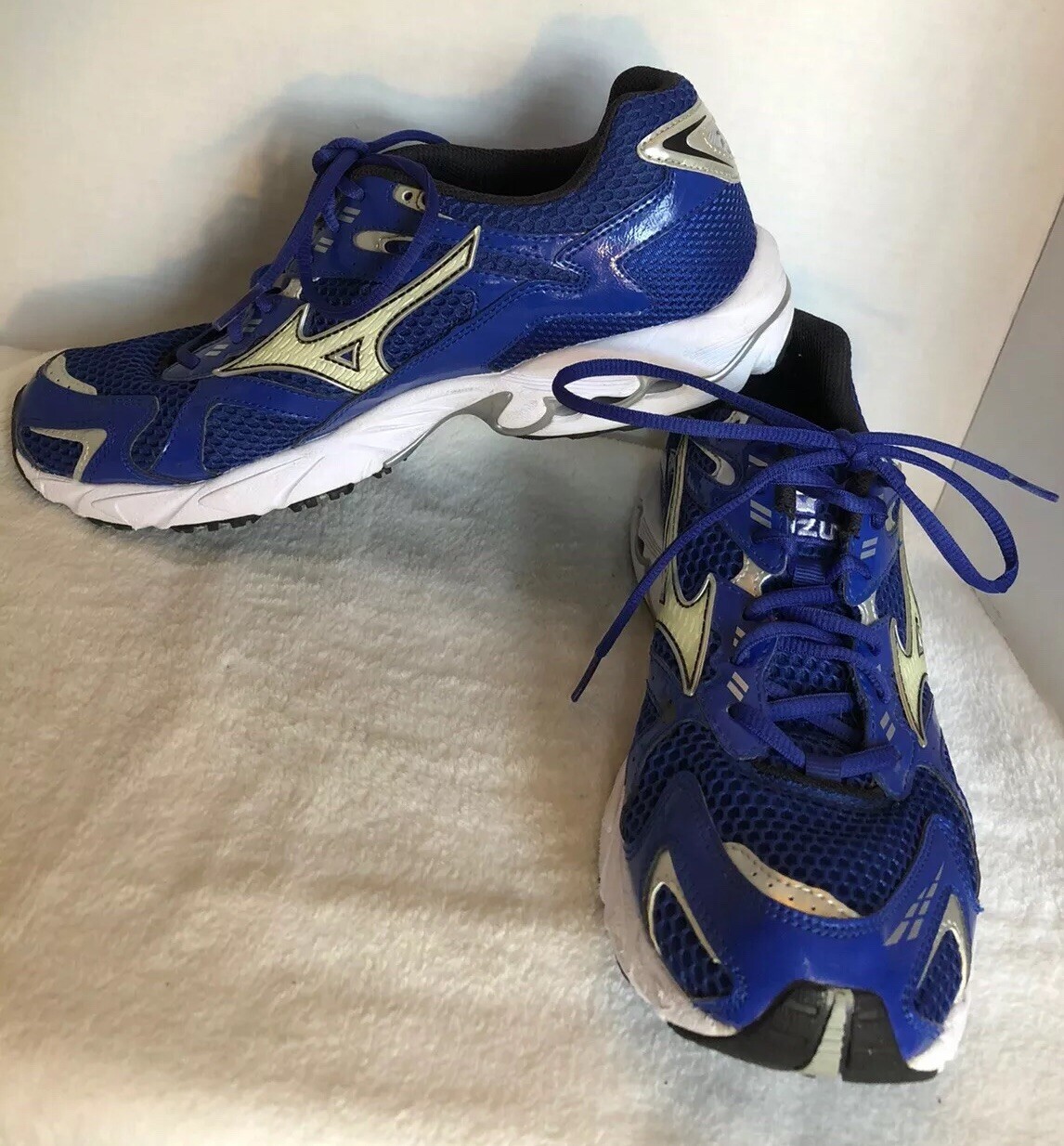 mizuno wave x10 mens