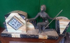 Antique Art Nouveau French striking clock in onyx housing + vase-working order