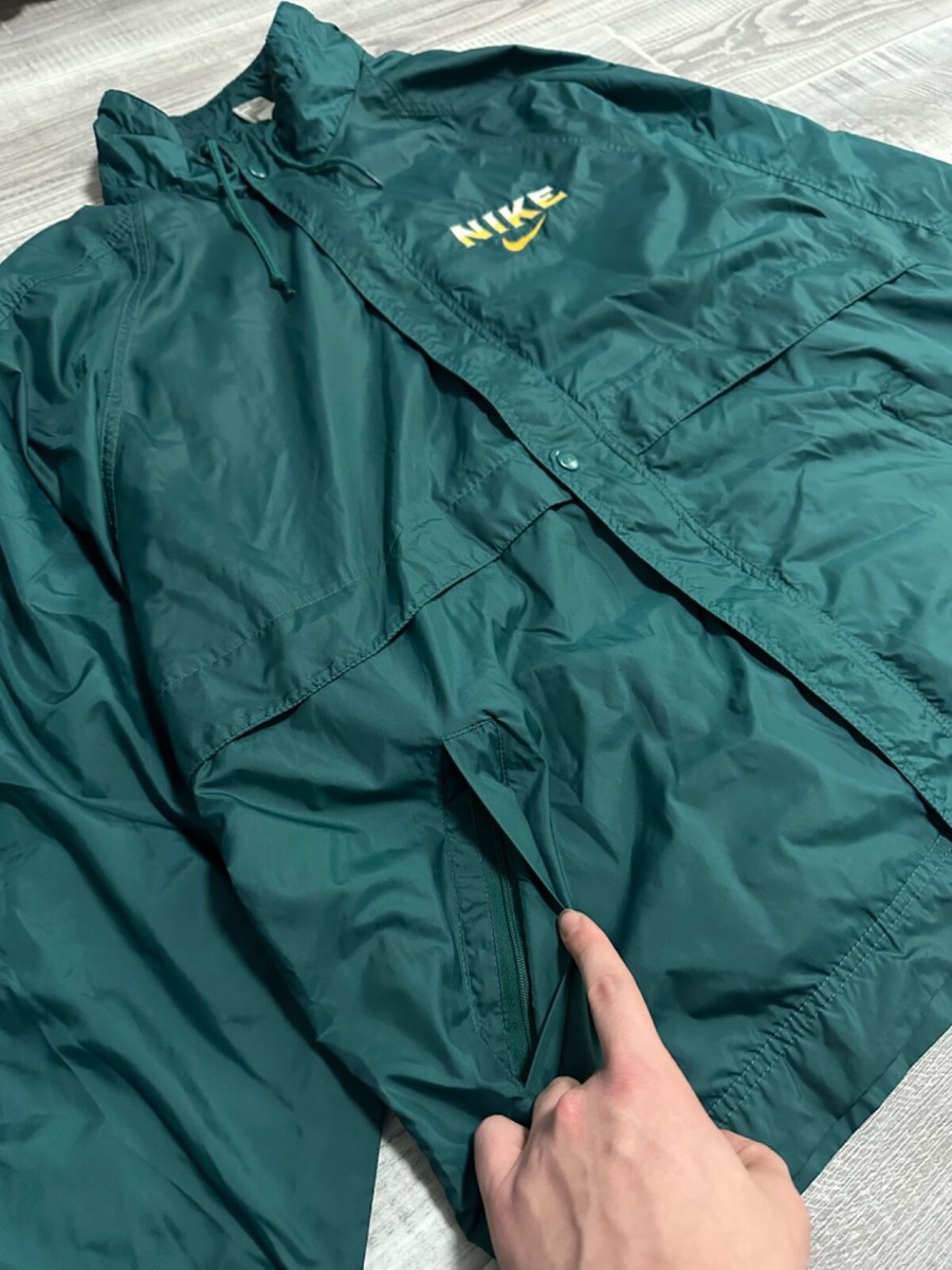 VINTAGE NIKE NYLON JACKET BIG SWOOSH LIMITED EDITION VINTAGE NIKE NYLON JACKET BIG SWOOSH LIMITED EDITION