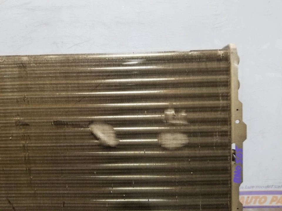 Buick Roadmaster 93 1993 condensador de CA de 5,7 L  Foto 4 de 4