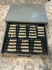 VINTAGE UNIVERSAL DENTAL CO UNIVAC MOLD GUIDE Teeth Drawers