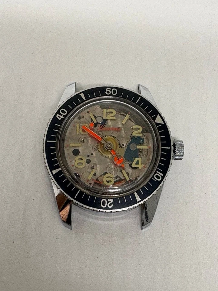 Reloj pulsera mecánico suizo vintage Lucerna 12623 buceo esqueletizado para hombre Foto 2 de 4