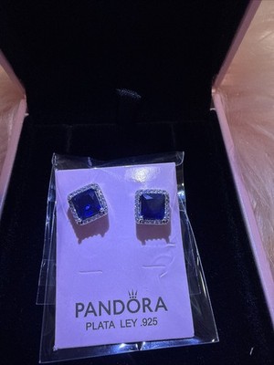 Aretes Pando