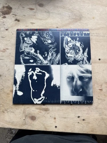 THE ROLLING STONES "EMOTIONAL RESCUE" 1980 CLASSIC ROCK LP