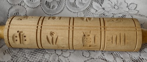 Vintage Wooden Springerle Cookie Press Rolling Pin 15 Inches - Picture 2 of 4