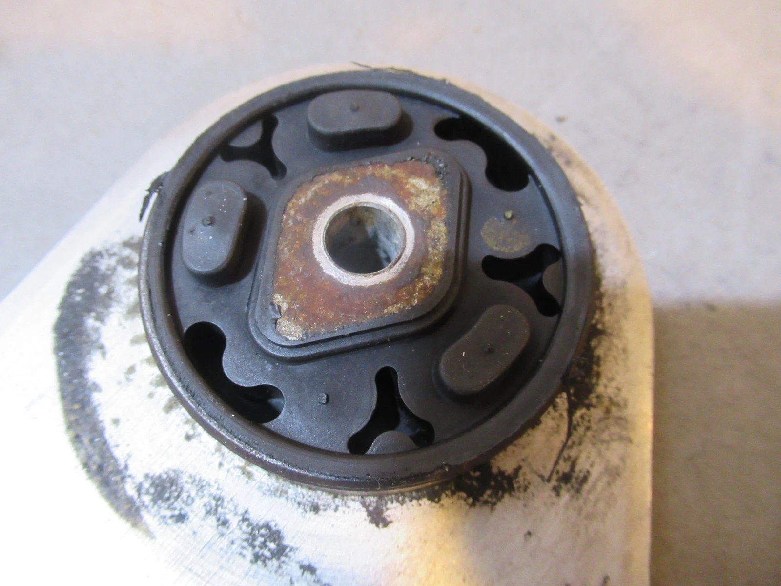 Arctic Cat F5 Engine Mounting Bracket 2003