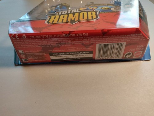 Total Armor Deluxe Chainsaw Attack Batman (CosBman0178) - Picture 4 of 9