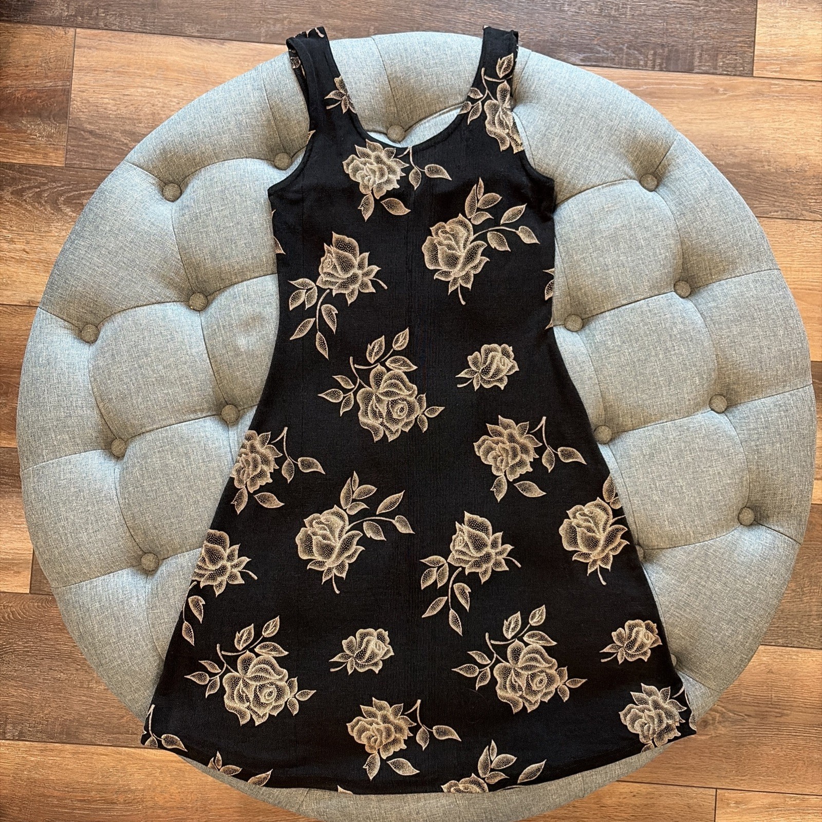 Chesley Black Floral A-Line 90s Dress Women’s Size small Flirty