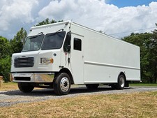 2015 Freightliner MT55 24' Cargo Step Van