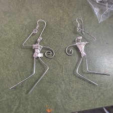 925 Hand Hammered Dancer Earrings 25$