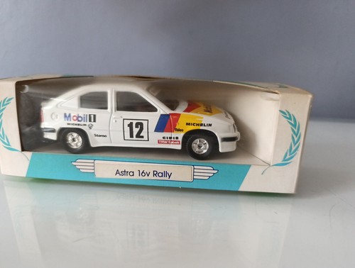 Corgi Mobil Performance Car, 1989 White Astra 16V Rally - Brand New Boxed - Picture 4 of 9